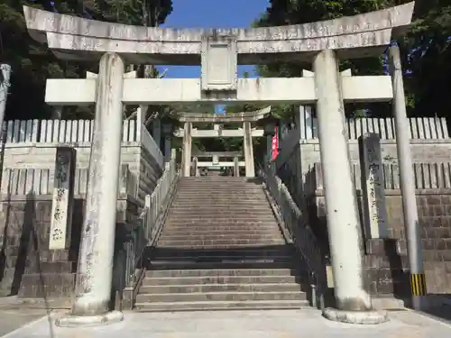 宮地嶽神社の鳥居