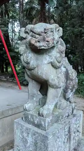 八所神社の狛犬