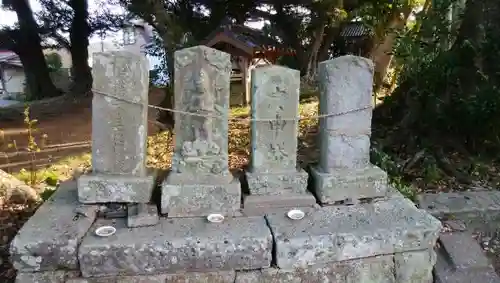 水神社の建物その他