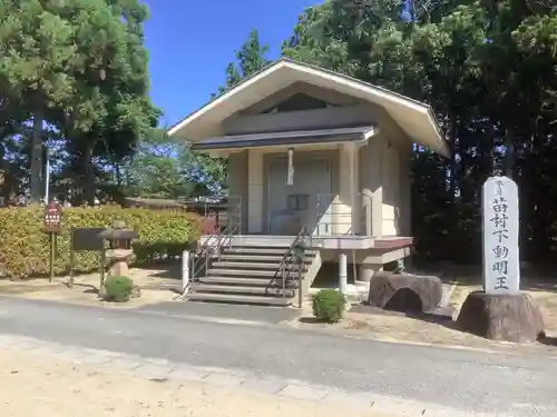 苗村神社の建物その他