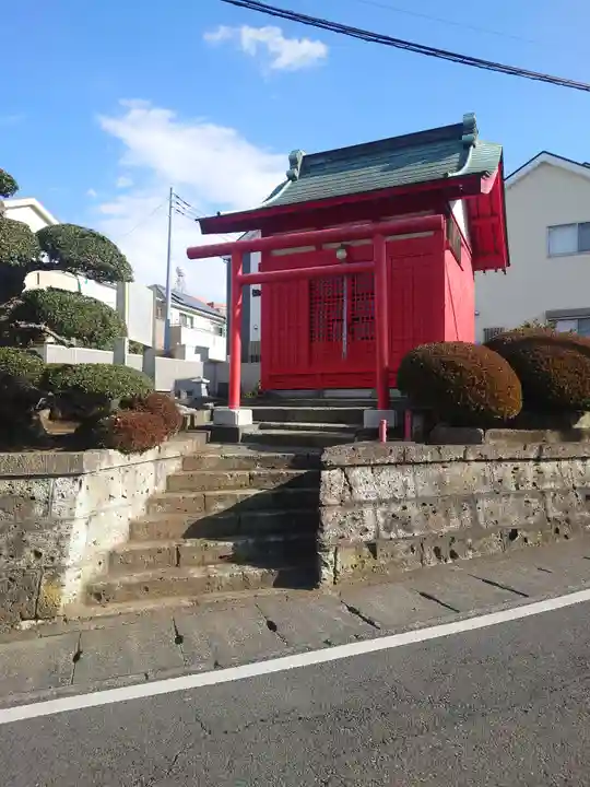 八軒庭稲荷社(神奈川県)