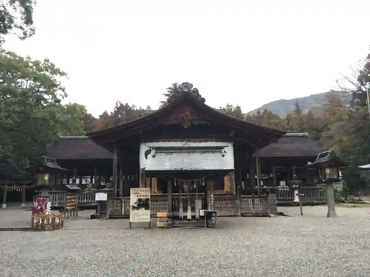 土佐神社の本殿・本堂