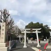 三囲神社の鳥居