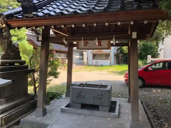 豊田白山神社の手水舎