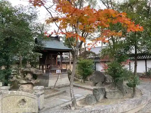 魚吹八幡神社の末社