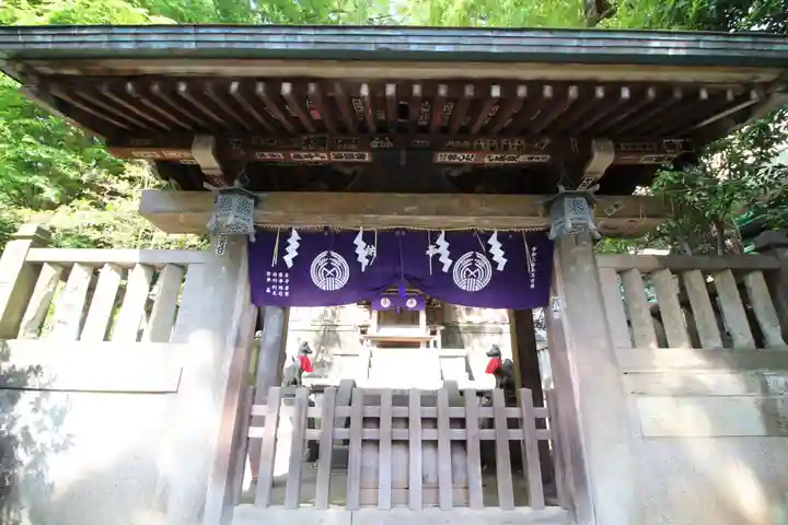 根津神社の末社・摂社