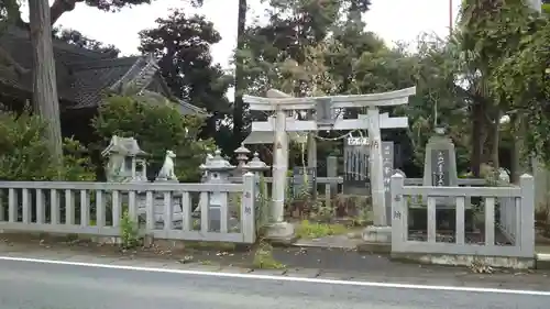 三峯神社の鳥居