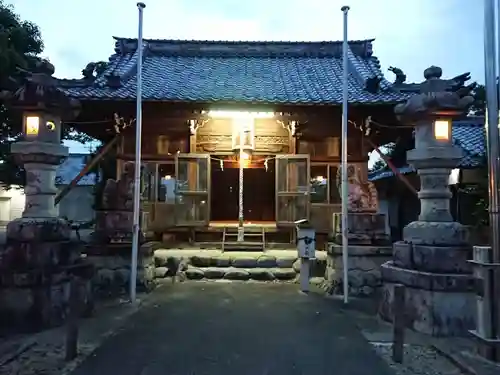 白山神社の本殿・本堂