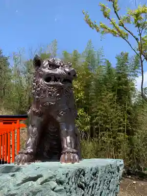 石鎚神社(関東石鎚神社)の狛犬