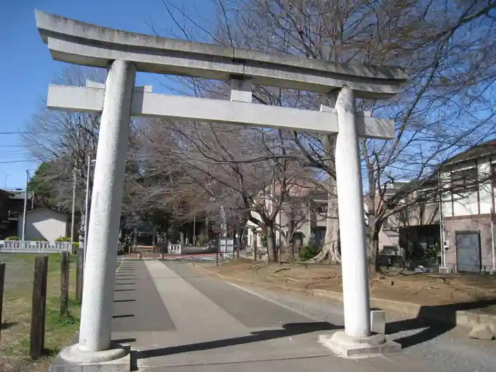 足立神社の鳥居