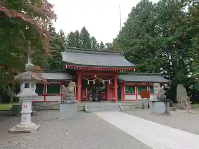 冨士御室浅間神社の本殿・本堂