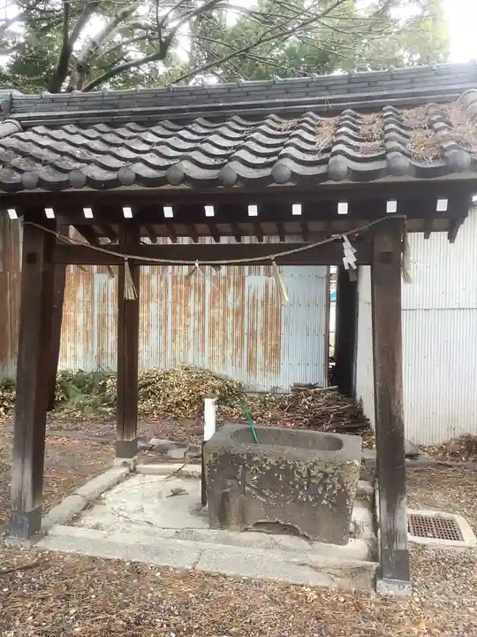 二ツ杁神明社の手水舎