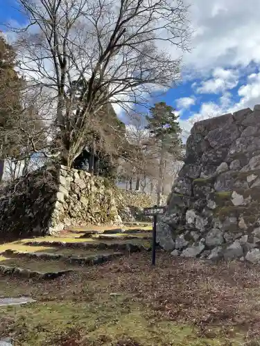 宗泉寺の{uncategorized: "未分類", other: "その他", undefined: "問題あり", building: "その他建物", grave: "お墓", sacred_gate: "鳥居", guardian: "狛犬", statue: "像", buddha: "仏像", history: "歴史", nature: "自然", garden: "庭園", animal: "動物", pagoda: "塔", temizu: "手水舎", mountain_gate: "山門・神門", sanctuary: "本殿・本堂", subordinate: "末社・摂社", art: "芸術", scenery: "景色", jizo: "地蔵", ema: "絵馬", goshuin: "御朱印", omikuji: "おみくじ", items: "授与品その他", amulet: "お守り", goshuincho: "御朱印帳", eats: "食事", festival: "お祭り", votive_dance: "神楽", shichigosan: "七五三参", wedding: "結婚式", experience: "体験その他", initially: "初詣", around: "周辺", anti_infection: "感染症対策"}