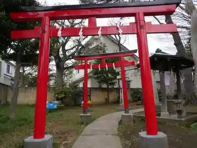 瘡守稲荷神社の鳥居
