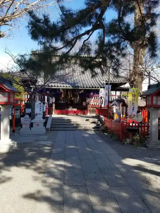 鴻神社の本殿・本堂