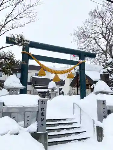 烈々布神社の鳥居