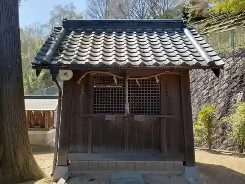 日下部天満神社の末社・摂社