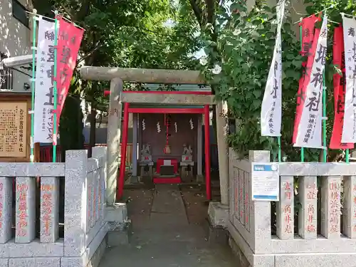 堰神社の本殿・本堂