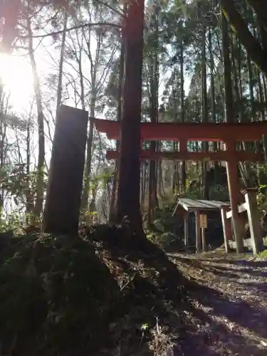 高岩神社の鳥居