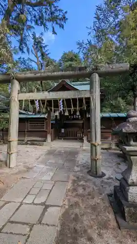 岡崎神社の鳥居