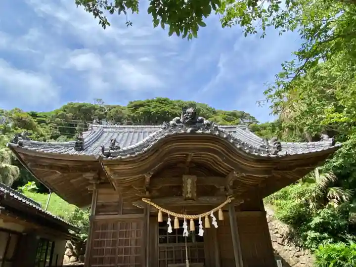 白皇神社の本殿・本堂