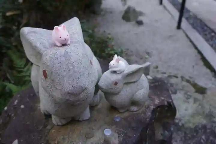 岡崎神社の狛犬