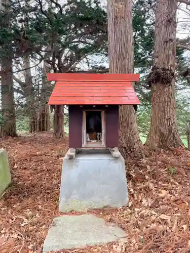 福田稲荷神社の{uncategorized: "未分類", other: "その他", undefined: "問題あり", building: "その他建物", grave: "お墓", sacred_gate: "鳥居", guardian: "狛犬", statue: "像", buddha: "仏像", history: "歴史", nature: "自然", garden: "庭園", animal: "動物", pagoda: "塔", temizu: "手水舎", mountain_gate: "山門・神門", sanctuary: "本殿・本堂", subordinate: "末社・摂社", art: "芸術", scenery: "景色", jizo: "地蔵", ema: "絵馬", goshuin: "御朱印", omikuji: "おみくじ", items: "授与品その他", amulet: "お守り", goshuincho: "御朱印帳", eats: "食事", festival: "お祭り", votive_dance: "神楽", shichigosan: "七五三参", wedding: "結婚式", experience: "体験その他", initially: "初詣", around: "周辺", anti_infection: "感染症対策"}