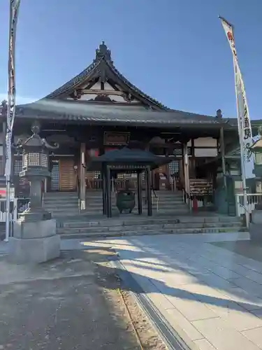 秋葉山圓通寺の本殿・本堂
