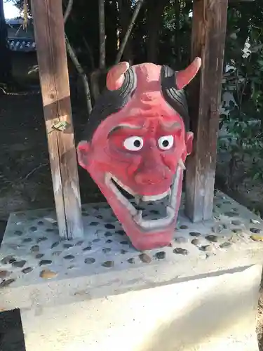 片埜神社の芸術