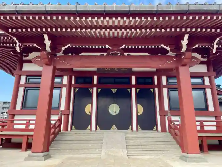 成佛寺の{uncategorized: "未分類", other: "その他", undefined: "問題あり", building: "その他建物", grave: "お墓", sacred_gate: "鳥居", guardian: "狛犬", statue: "像", buddha: "仏像", history: "歴史", nature: "自然", garden: "庭園", animal: "動物", pagoda: "塔", temizu: "手水舎", mountain_gate: "山門・神門", sanctuary: "本殿・本堂", subordinate: "末社・摂社", art: "芸術", scenery: "景色", jizo: "地蔵", ema: "絵馬", goshuin: "御朱印", omikuji: "おみくじ", items: "授与品その他", amulet: "お守り", goshuincho: "御朱印帳", eats: "食事", festival: "お祭り", votive_dance: "神楽", shichigosan: "七五三参", wedding: "結婚式", experience: "体験その他", initially: "初詣", around: "周辺", anti_infection: "感染症対策"}