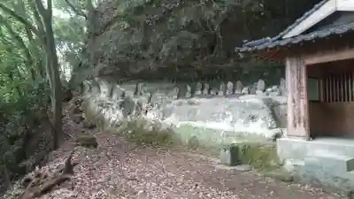 金現観音堂のその他建物