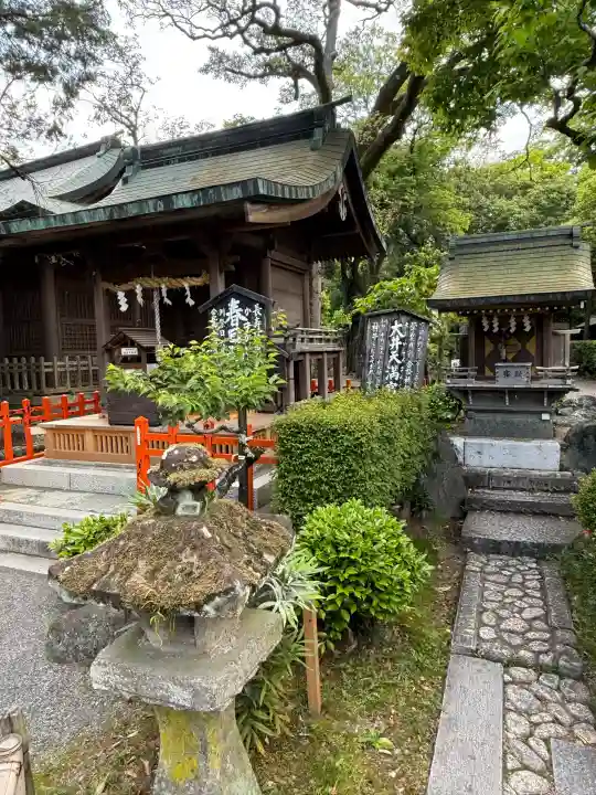 大井神社の{uncategorized: "未分類", other: "その他", undefined: "問題あり", building: "その他建物", grave: "お墓", sacred_gate: "鳥居", guardian: "狛犬", statue: "像", buddha: "仏像", history: "歴史", nature: "自然", garden: "庭園", animal: "動物", pagoda: "塔", temizu: "手水舎", mountain_gate: "山門・神門", sanctuary: "本殿・本堂", subordinate: "末社・摂社", art: "芸術", scenery: "景色", jizo: "地蔵", ema: "絵馬", goshuin: "御朱印", omikuji: "おみくじ", items: "授与品その他", amulet: "お守り", goshuincho: "御朱印帳", eats: "食事", festival: "お祭り", votive_dance: "神楽", shichigosan: "七五三参", wedding: "結婚式", experience: "体験その他", initially: "初詣", around: "周辺", anti_infection: "感染症対策"}