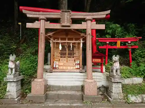 白岩稲荷神社(長野県)