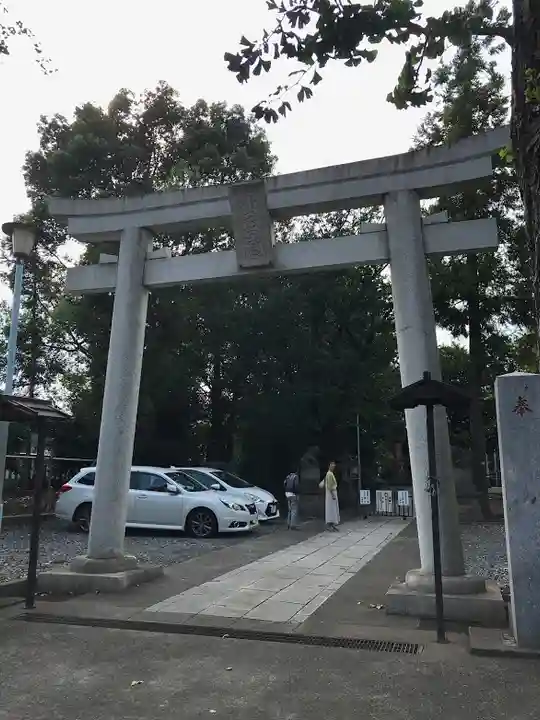 山王稲穂神社の鳥居
