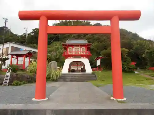 龍宮神社の鳥居