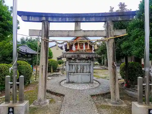 八幡社（六角堂八幡社）の鳥居