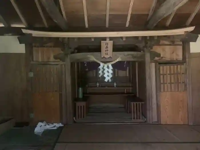 日森神社の本殿