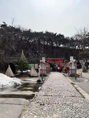 高山稲荷神社の建物その他