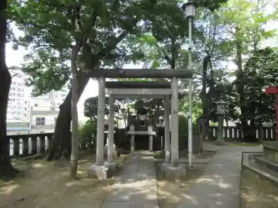 待乳山聖天(本龍院)の鳥居