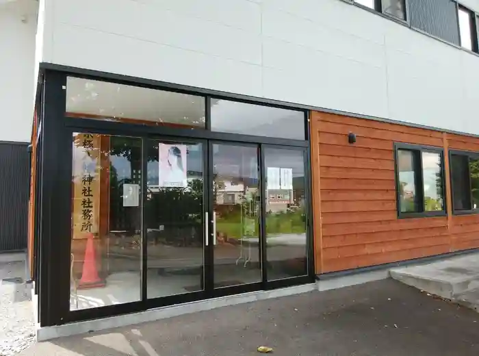 京極八幡神社の建物その他