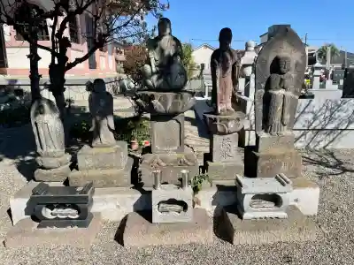 中台寺の{uncategorized: "未分類", other: "その他", undefined: "問題あり", building: "その他建物", grave: "お墓", sacred_gate: "鳥居", guardian: "狛犬", statue: "像", buddha: "仏像", history: "歴史", nature: "自然", garden: "庭園", animal: "動物", pagoda: "塔", temizu: "手水舎", mountain_gate: "山門・神門", sanctuary: "本殿・本堂", subordinate: "末社・摂社", art: "芸術", scenery: "景色", jizo: "地蔵", ema: "絵馬", goshuin: "御朱印", omikuji: "おみくじ", items: "授与品その他", amulet: "お守り", goshuincho: "御朱印帳", eats: "食事", festival: "お祭り", votive_dance: "神楽", shichigosan: "七五三参", wedding: "結婚式", experience: "体験その他", initially: "初詣", around: "周辺", anti_infection: "感染症対策"}