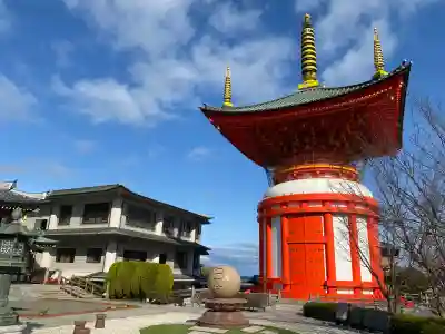 八浄寺の{uncategorized: "未分類", other: "その他", undefined: "問題あり", building: "その他建物", grave: "お墓", sacred_gate: "鳥居", guardian: "狛犬", statue: "像", buddha: "仏像", history: "歴史", nature: "自然", garden: "庭園", animal: "動物", pagoda: "塔", temizu: "手水舎", mountain_gate: "山門・神門", sanctuary: "本殿・本堂", subordinate: "末社・摂社", art: "芸術", scenery: "景色", jizo: "地蔵", ema: "絵馬", goshuin: "御朱印", omikuji: "おみくじ", items: "授与品その他", amulet: "お守り", goshuincho: "御朱印帳", eats: "食事", festival: "お祭り", votive_dance: "神楽", shichigosan: "七五三参", wedding: "結婚式", experience: "体験その他", initially: "初詣", around: "周辺", anti_infection: "感染症対策"}