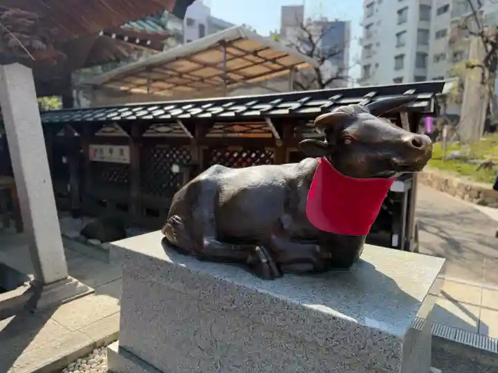 湯島天満宮の{uncategorized: "未分類", other: "その他", undefined: "問題あり", building: "その他建物", grave: "お墓", sacred_gate: "鳥居", guardian: "狛犬", statue: "像", buddha: "仏像", history: "歴史", nature: "自然", garden: "庭園", animal: "動物", pagoda: "塔", temizu: "手水舎", mountain_gate: "山門・神門", sanctuary: "本殿・本堂", subordinate: "末社・摂社", art: "芸術", scenery: "景色", jizo: "地蔵", ema: "絵馬", goshuin: "御朱印", omikuji: "おみくじ", items: "授与品その他", amulet: "お守り", goshuincho: "御朱印帳", eats: "食事", festival: "お祭り", votive_dance: "神楽", shichigosan: "七五三参", wedding: "結婚式", experience: "体験その他", initially: "初詣", around: "周辺", anti_infection: "感染症対策"}