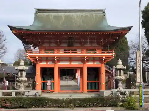 美江寺の山門