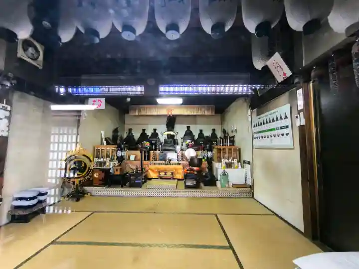 七条えんま堂(正法寺七条別院)の{uncategorized: "未分類", other: "その他", undefined: "問題あり", building: "その他建物", grave: "お墓", sacred_gate: "鳥居", guardian: "狛犬", statue: "像", buddha: "仏像", history: "歴史", nature: "自然", garden: "庭園", animal: "動物", pagoda: "塔", temizu: "手水舎", mountain_gate: "山門・神門", sanctuary: "本殿・本堂", subordinate: "末社・摂社", art: "芸術", scenery: "景色", jizo: "地蔵", ema: "絵馬", goshuin: "御朱印", omikuji: "おみくじ", items: "授与品その他", amulet: "お守り", goshuincho: "御朱印帳", eats: "食事", festival: "お祭り", votive_dance: "神楽", shichigosan: "七五三参", wedding: "結婚式", experience: "体験その他", initially: "初詣", around: "周辺", anti_infection: "感染症対策"}