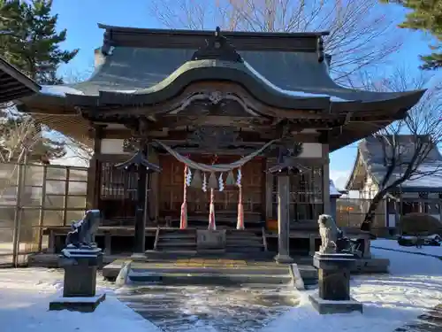 四本松神社の本殿