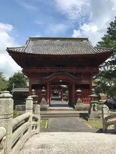 金谷神社の山門