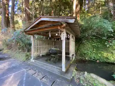 花尾神社の手水舎