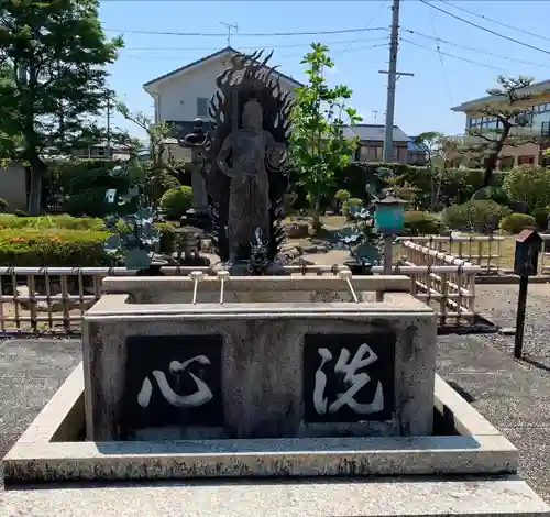 圓鏡寺の手水