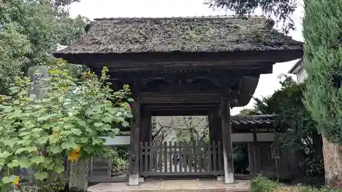 極楽寺（霊鷲山感應院極楽律寺）の山門・神門